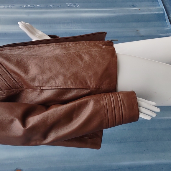 Kenneth Cole Reaction Ladies Luxury Leather Jacket - Picture 10 of 17